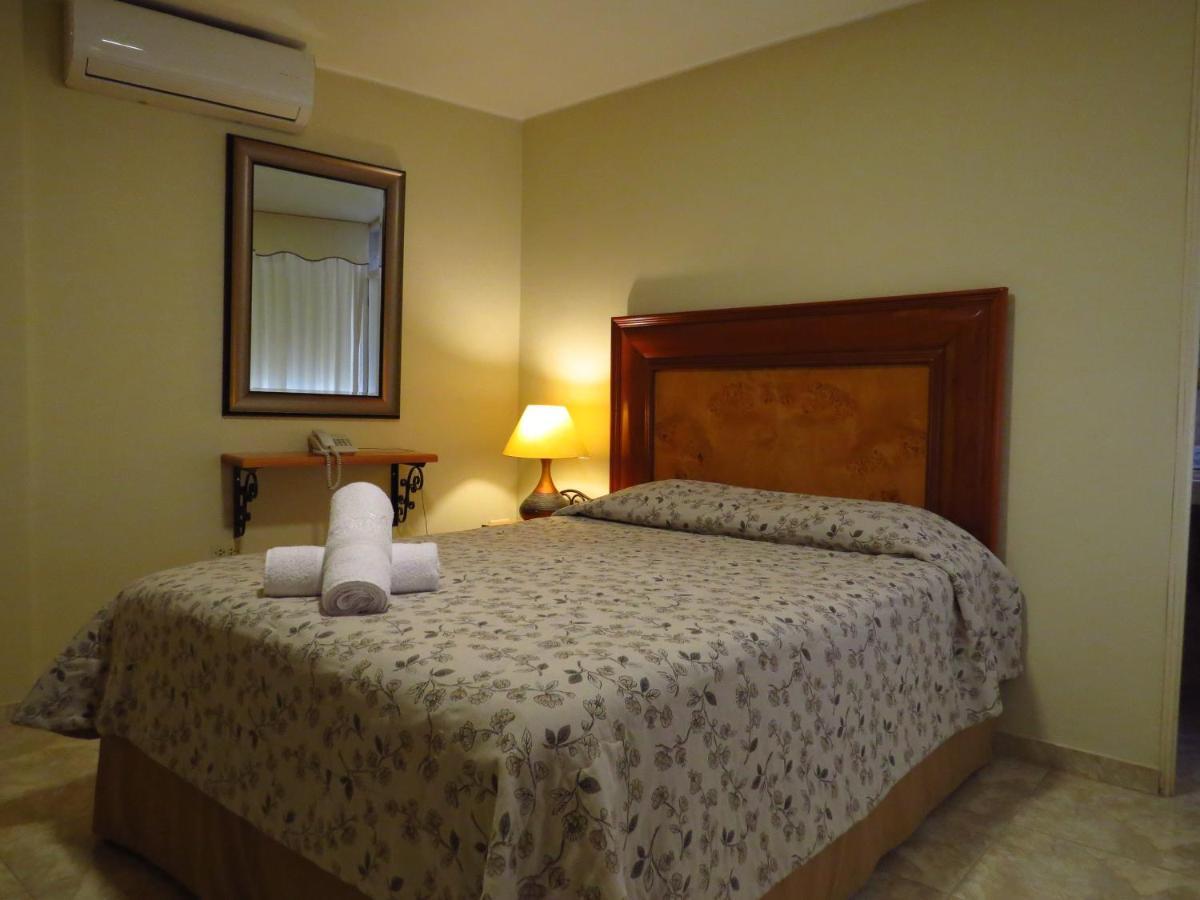Hotel Las Flores Ика Экстерьер фото